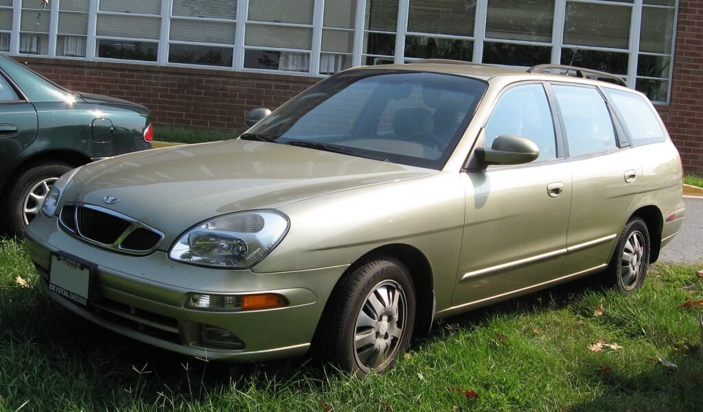 Daewoo Nubira Wagon photo