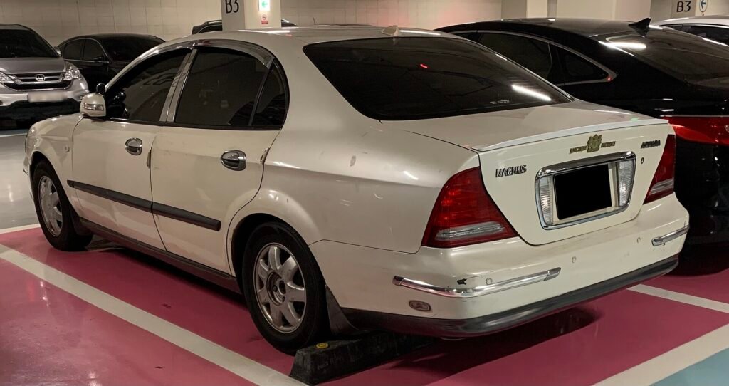 Daewoo Magnus photo