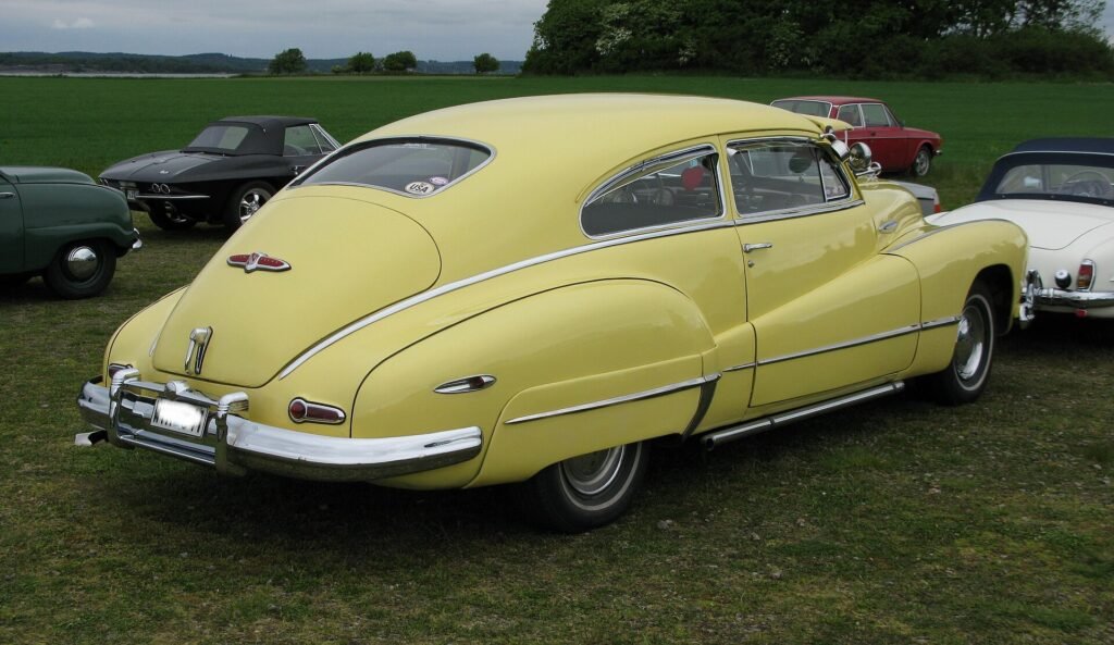Buick Super Sedanette photo
