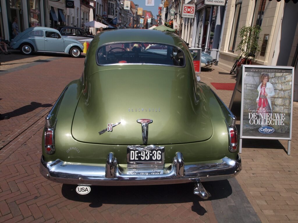 Oldsmobile Rocket 88 photo
