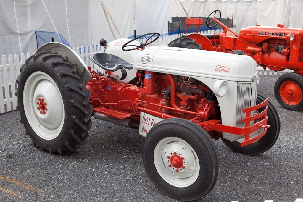 Ford Victoria photo