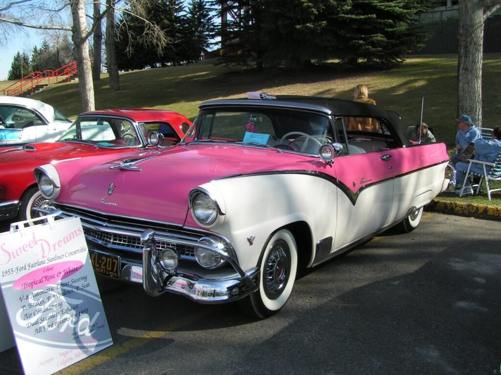 Ford Fairlane Sunliner photo