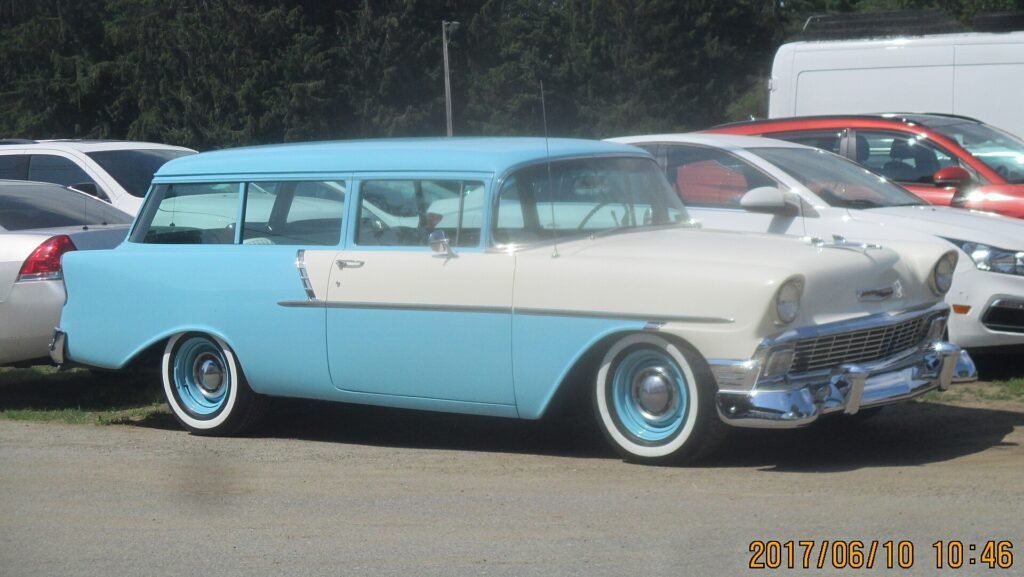 Chevrolet 210 Handyman photo