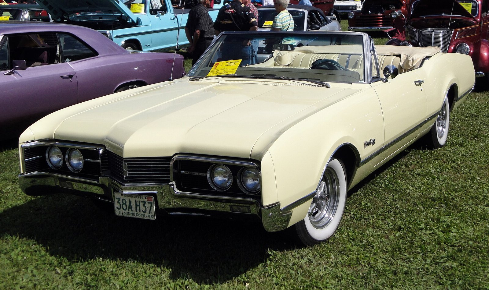Oldsmobile Delmont 88