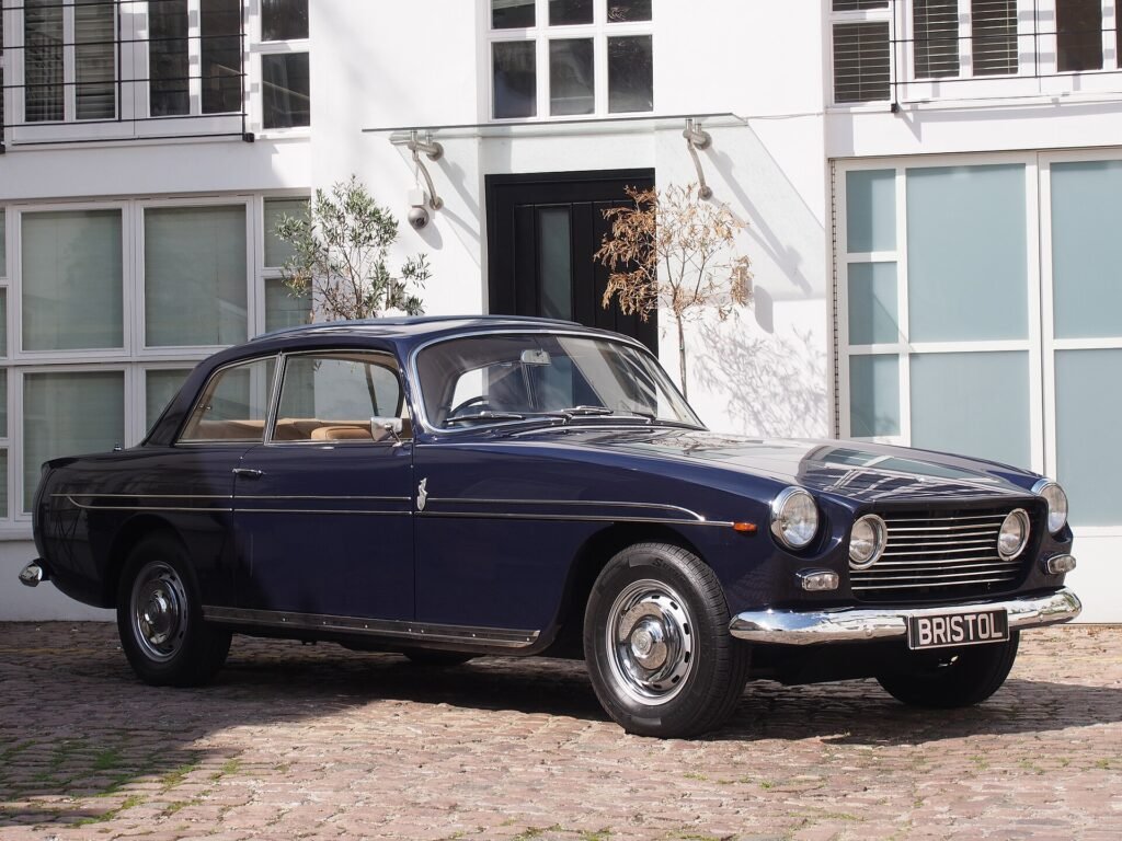 Bristol 410 photo