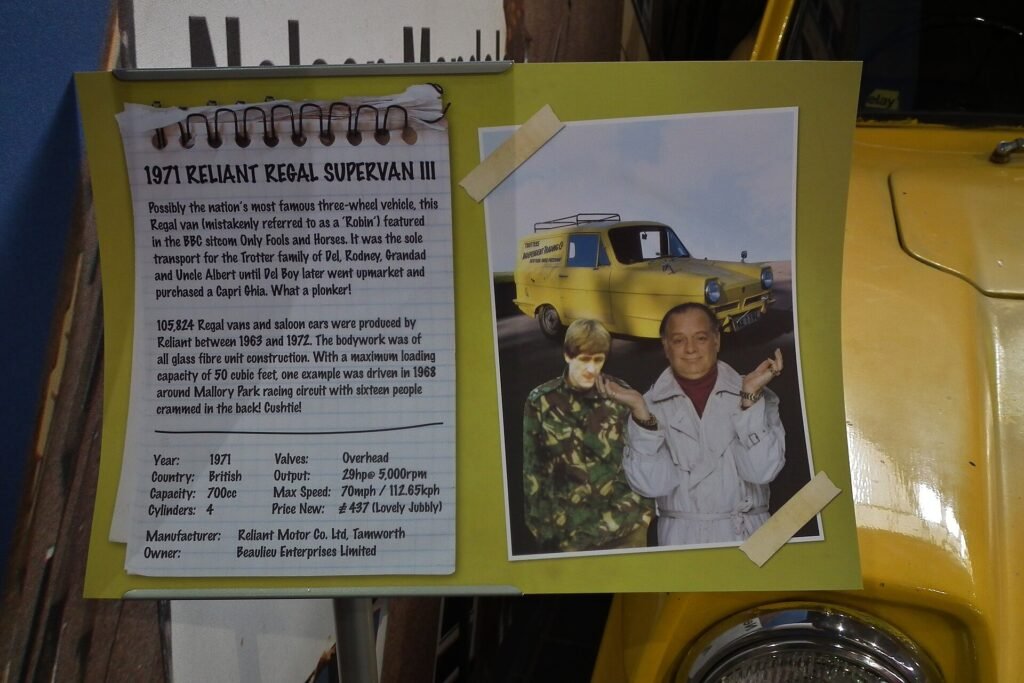 Reliant Supervan photo