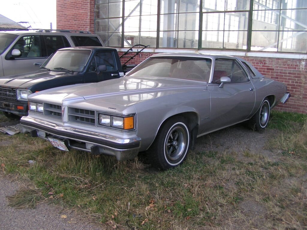 Pontiac Le Mans photo