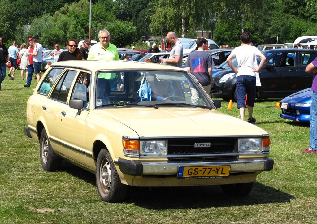 Datsun 1600 De Luxe photo