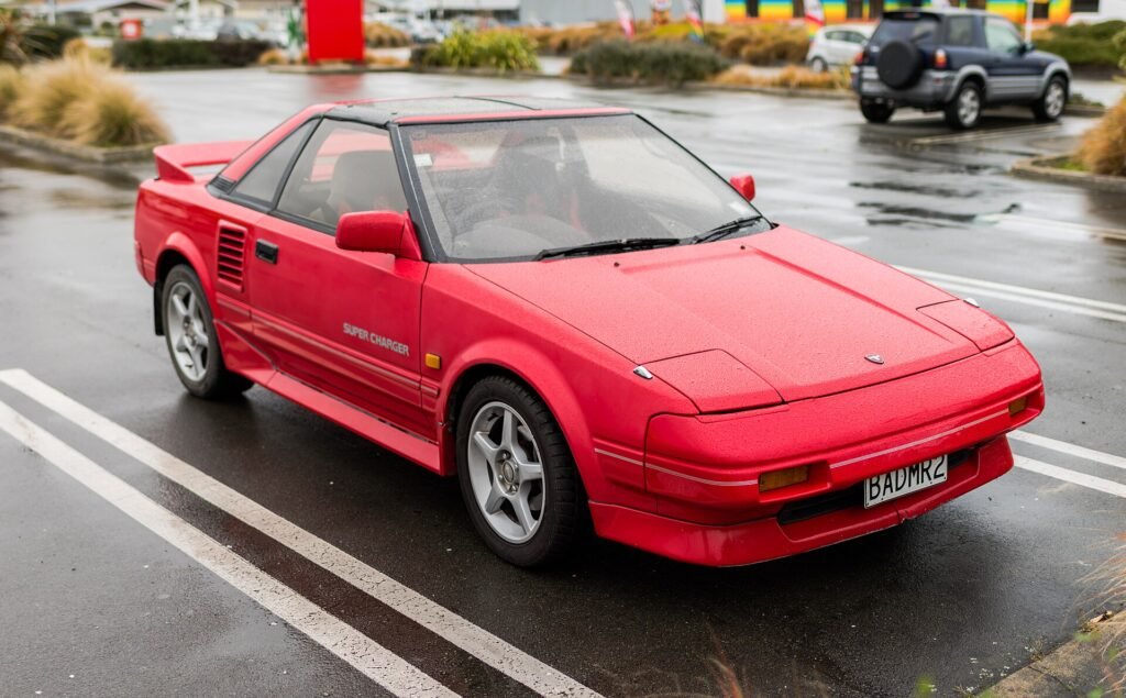 Toyota MR2 photo