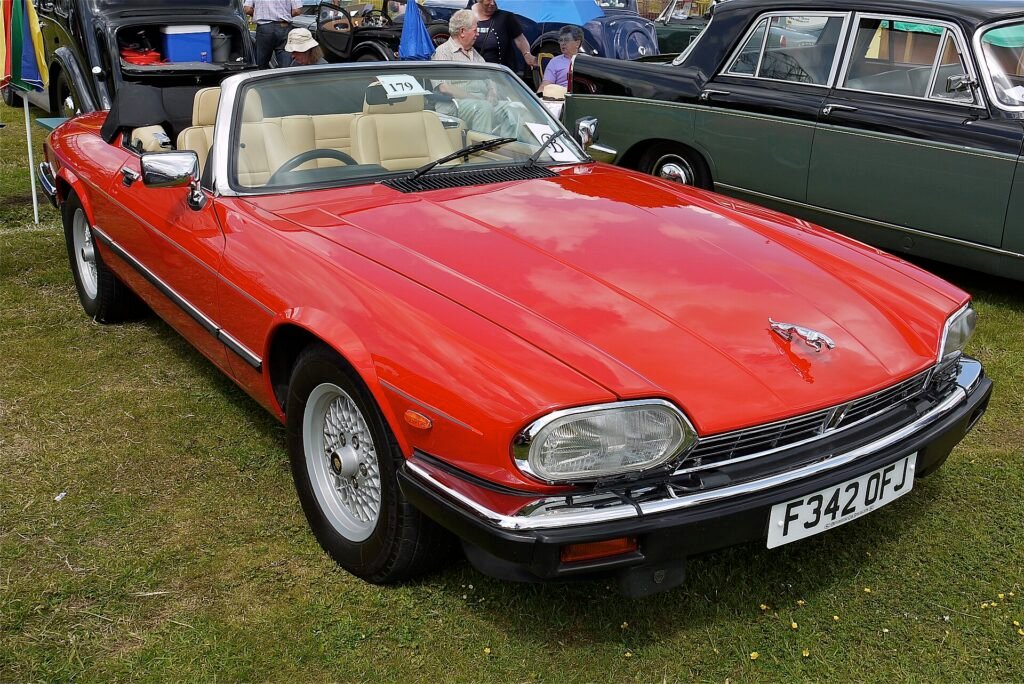 Jaguar XJ-S photo