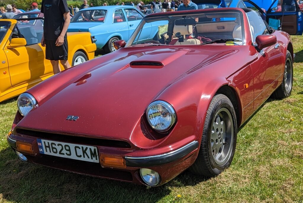 TVR 290 photo
