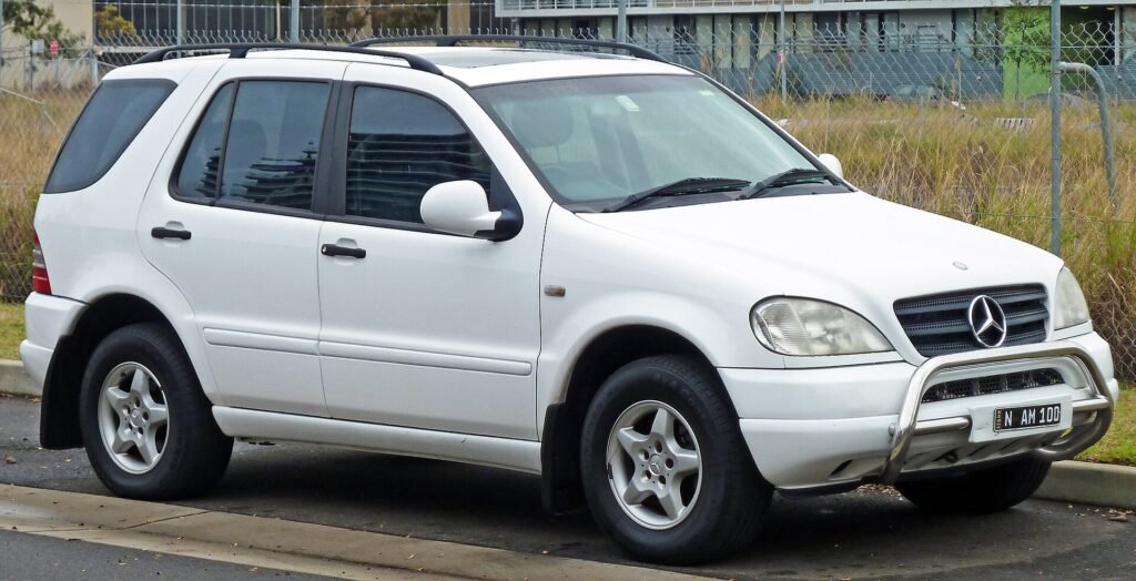 Mercedes-Benz 163 photo