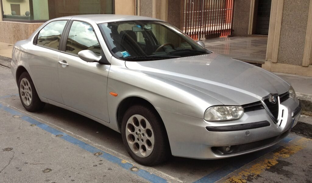 Alfa Romeo 156 photo