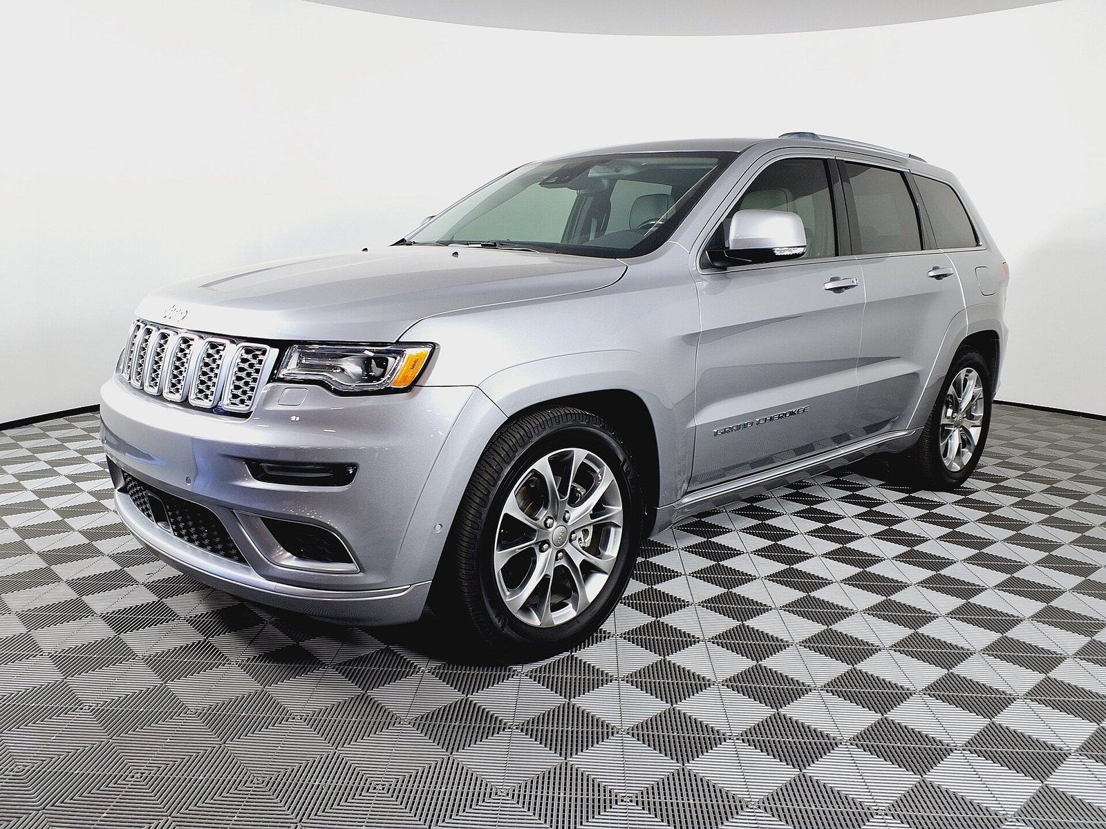 Chrysler Jeep Grand Cherokee