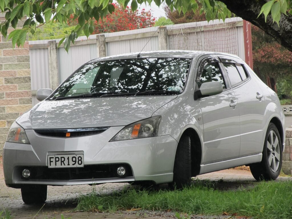 Toyota Will Vs photo