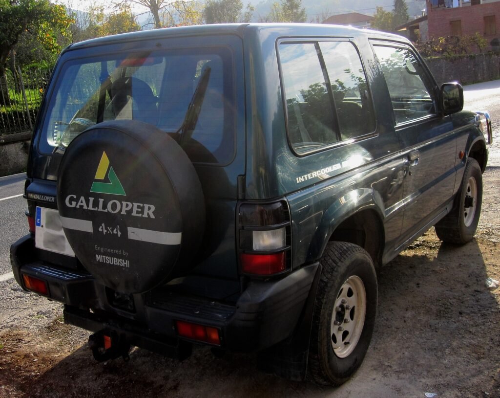 Mitsubishi Galloper photo