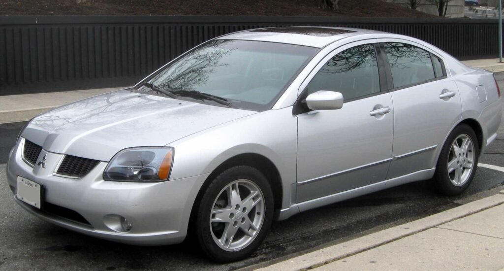 Mitsubishi Emeraude photo
