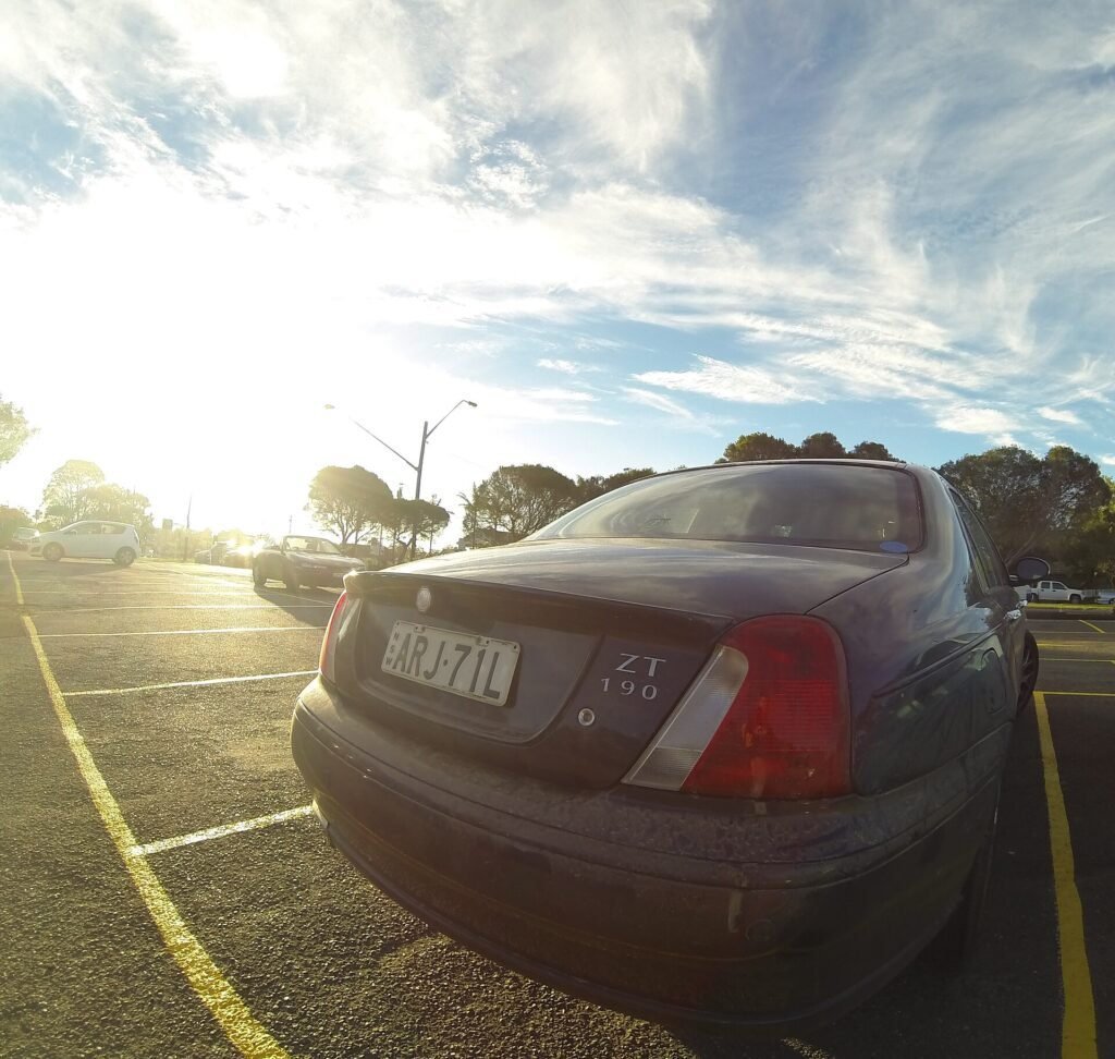 MG ZT photo