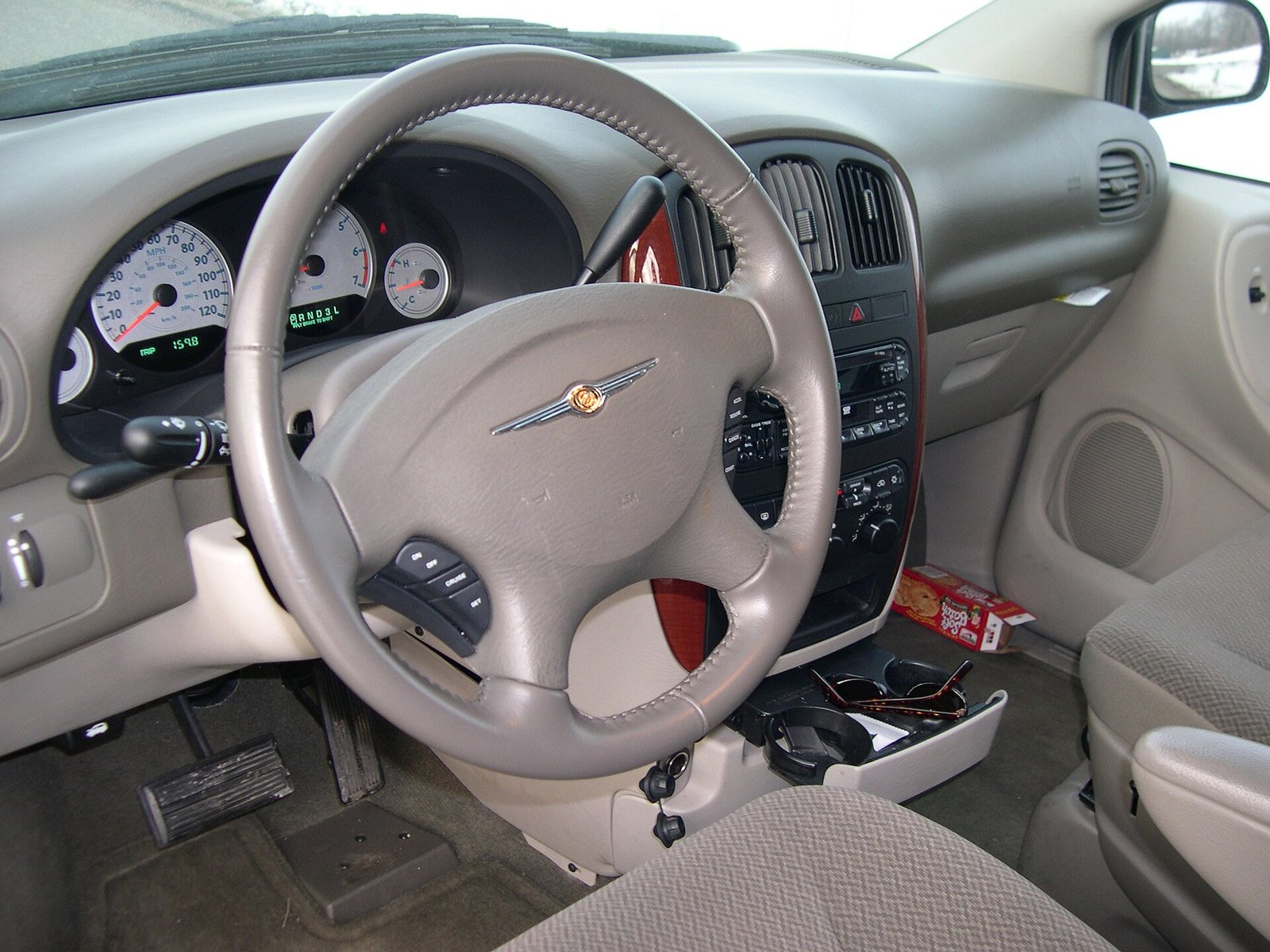 Chrysler Town & Country LX