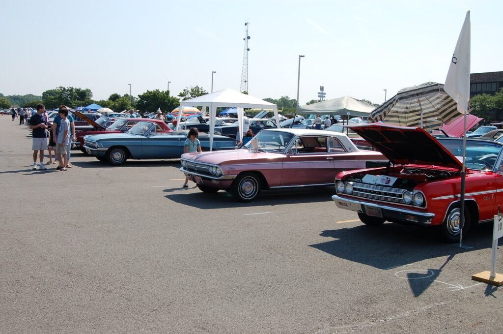 Oldsmobile F85 Cutlass photo