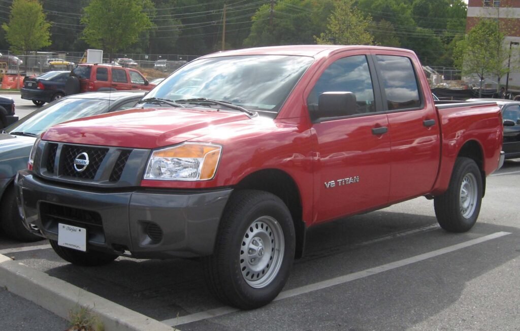 Nissan Titan photo