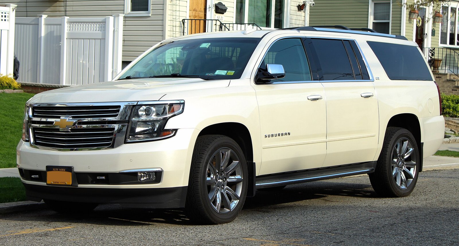 Cadillac Suburban