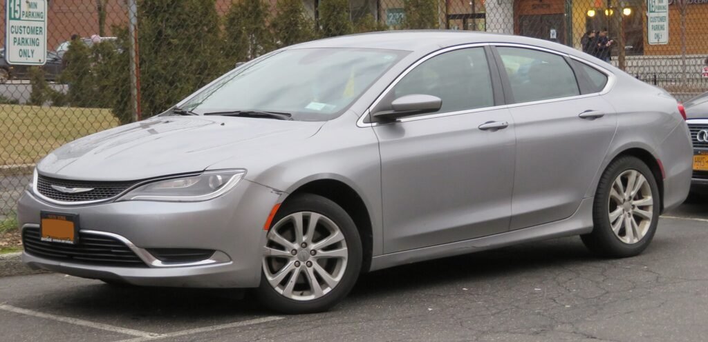 Chrysler 200 photo