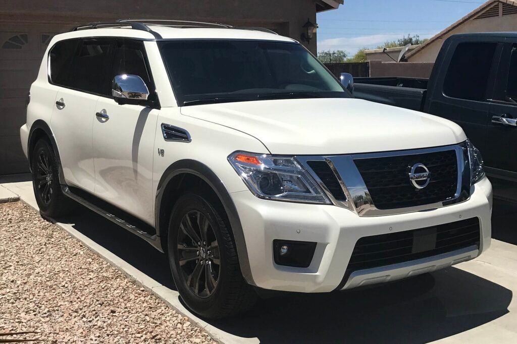 Nissan Armada photo