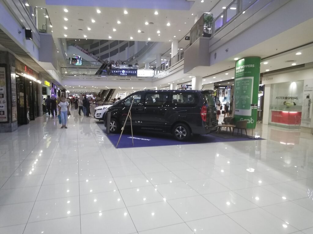 Hyundai i800 photo