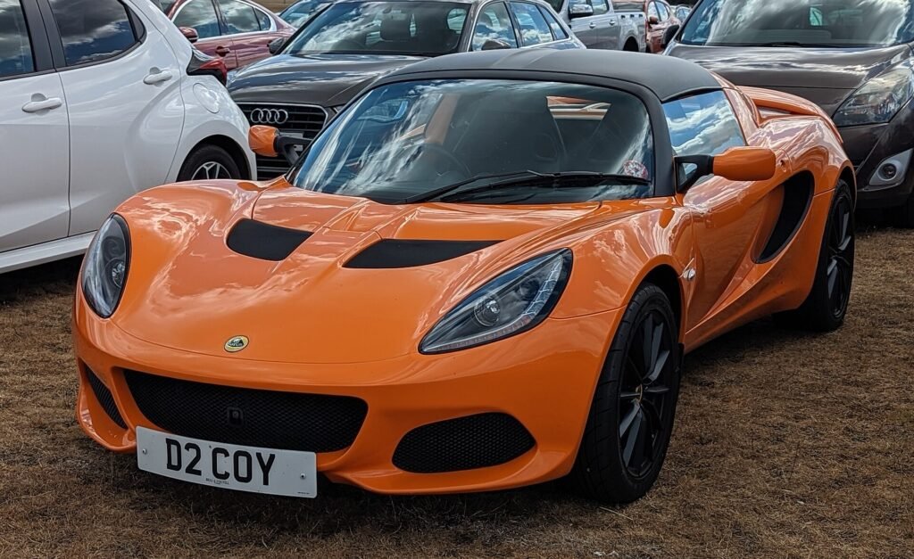 Lotus Elise Sport 220 photo