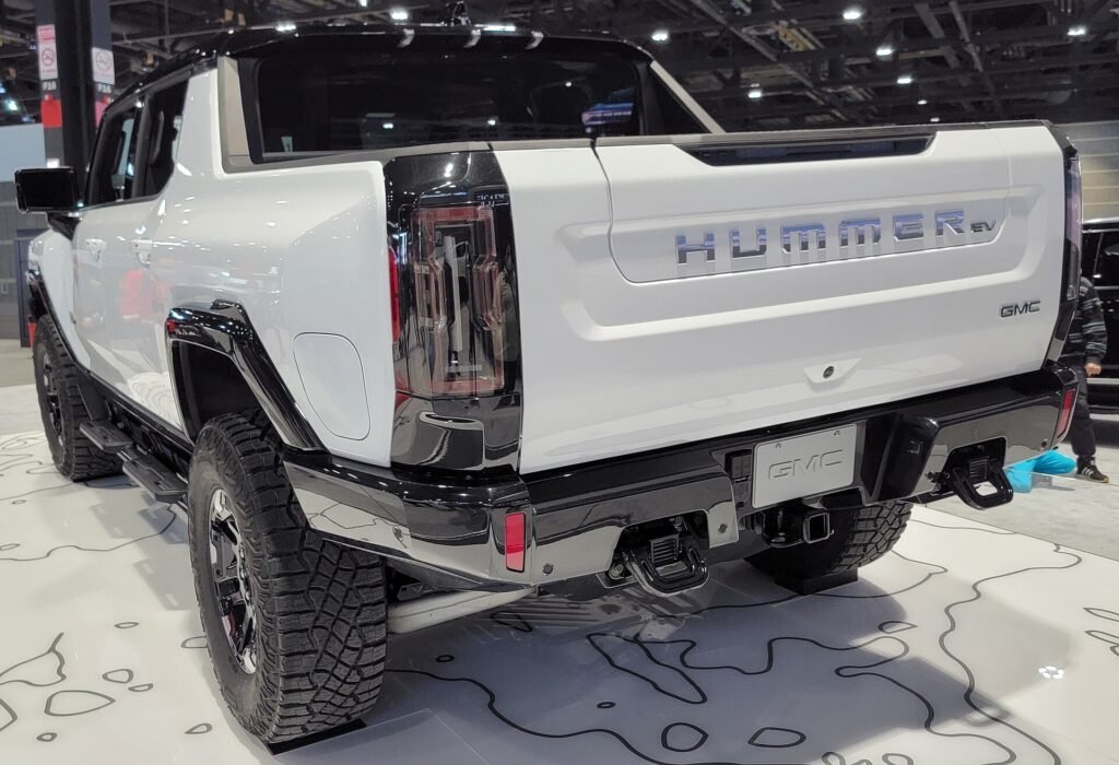 GMC Hummer photo