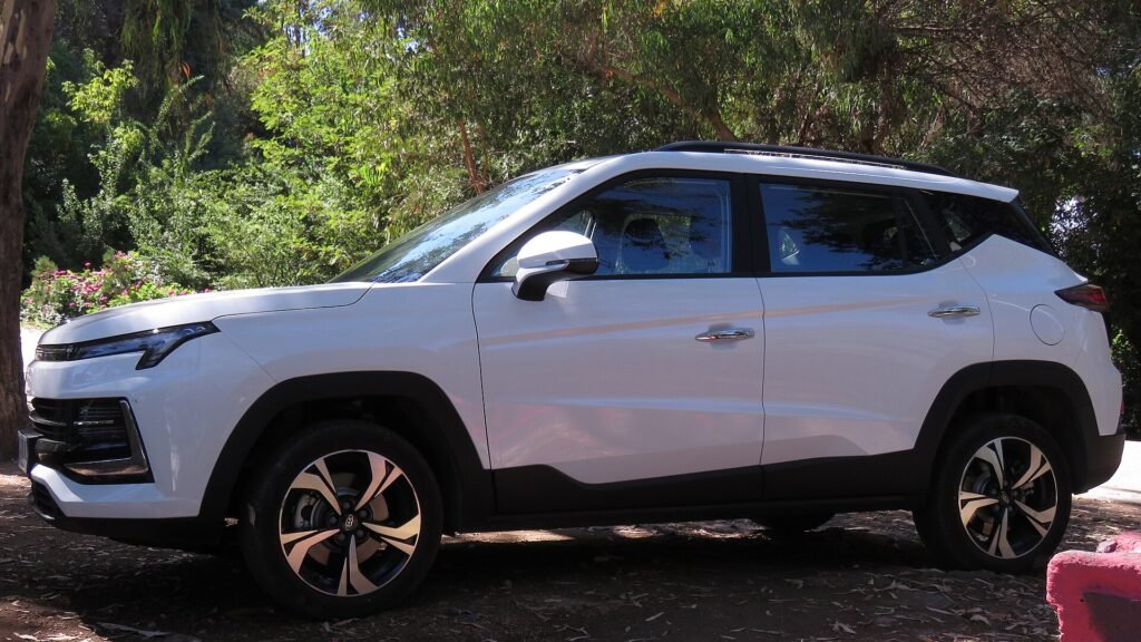 JAC JS4 photo