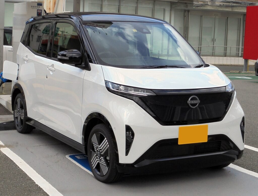 Nissan Sakura photo