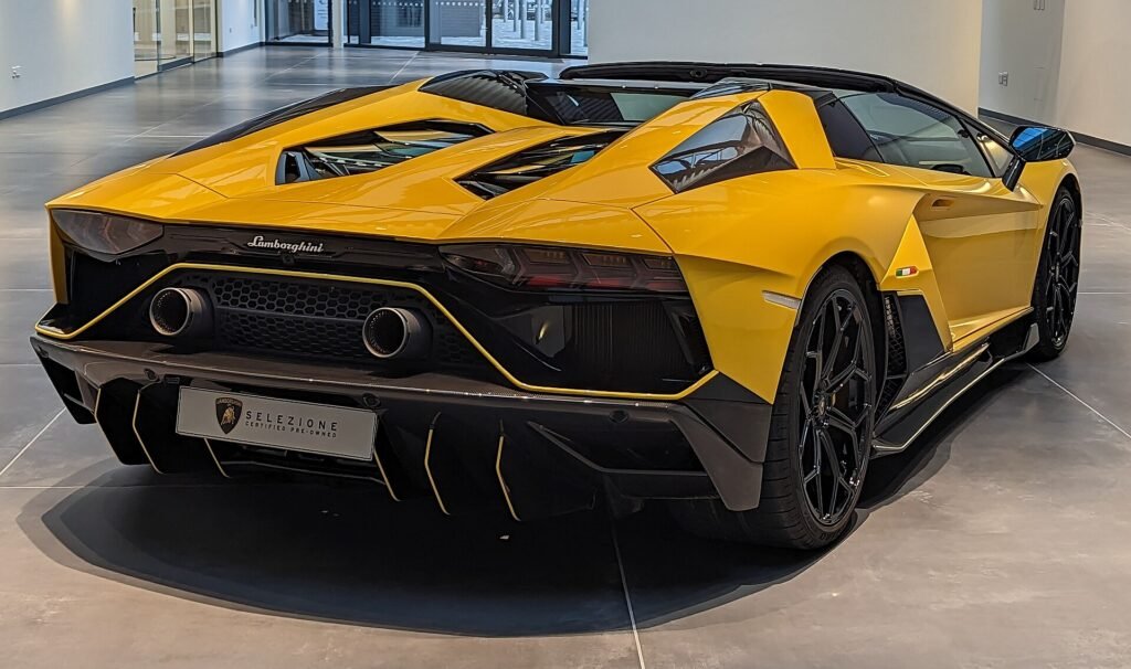 Lamborghini Aventador Ultimae photo