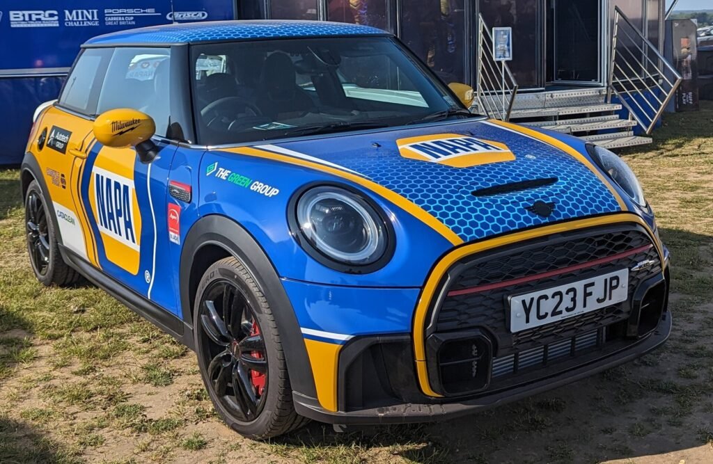 Mini Jcw E photo