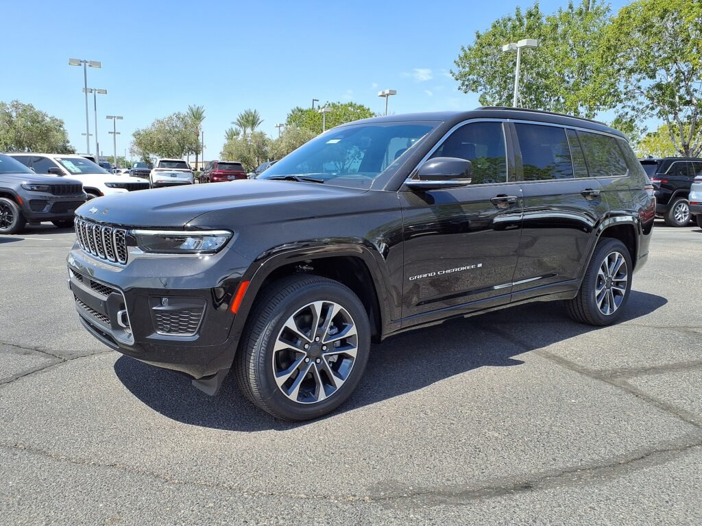 Chrysler Jeep Grand Cherokee photo