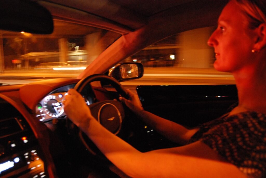 Aston Martin DB9 photo