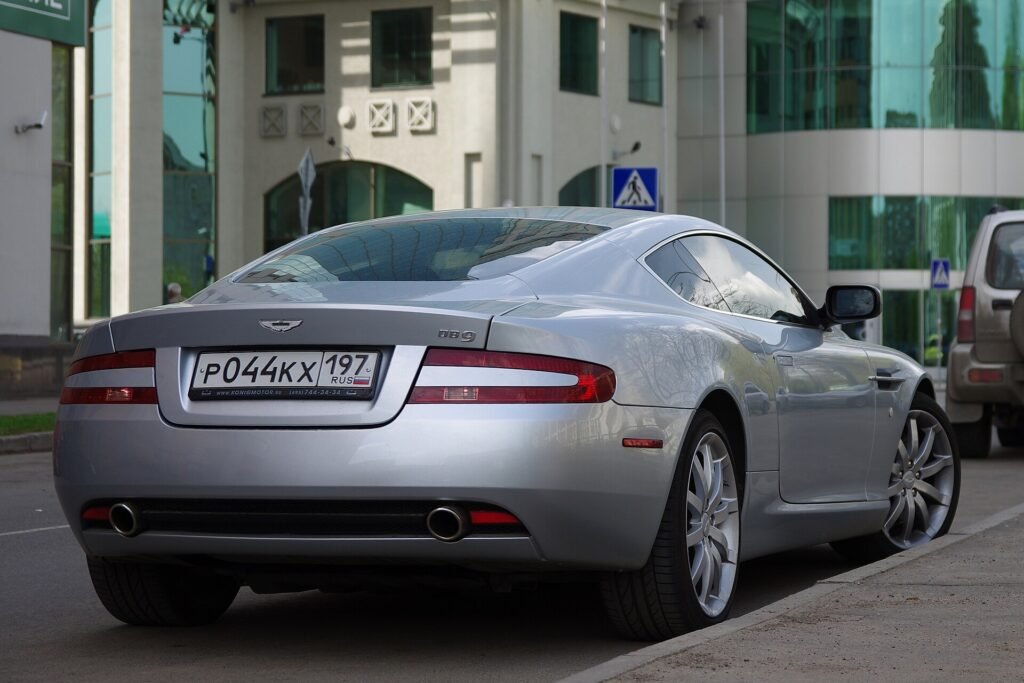 Aston Martin DB9 photo