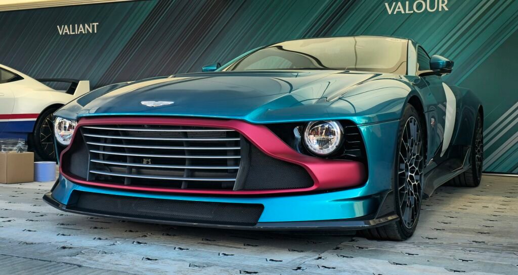 Aston Martin Valour photo