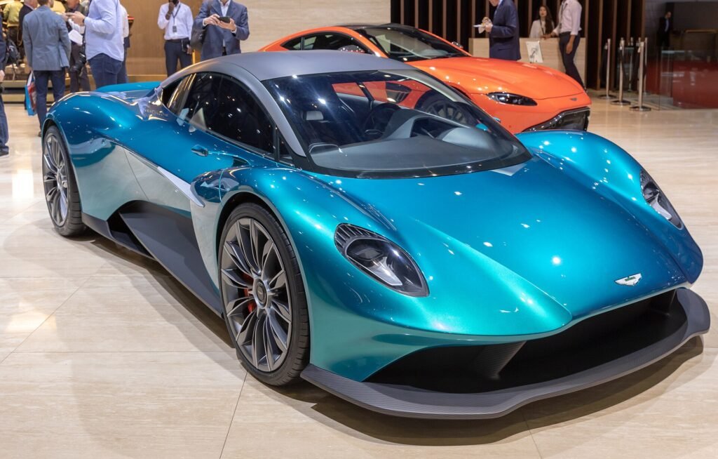 Aston Martin Vanquish photo