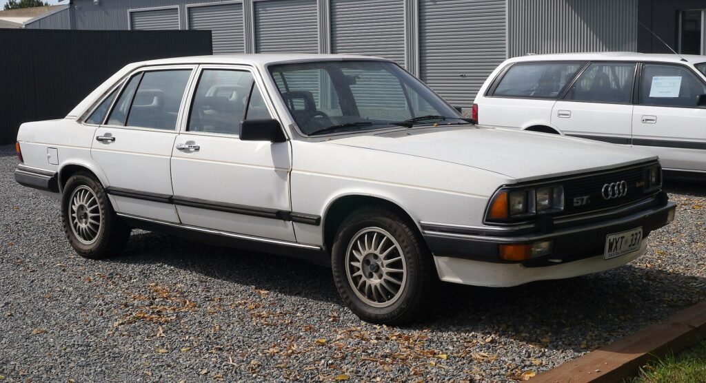 Audi 200 5T photo