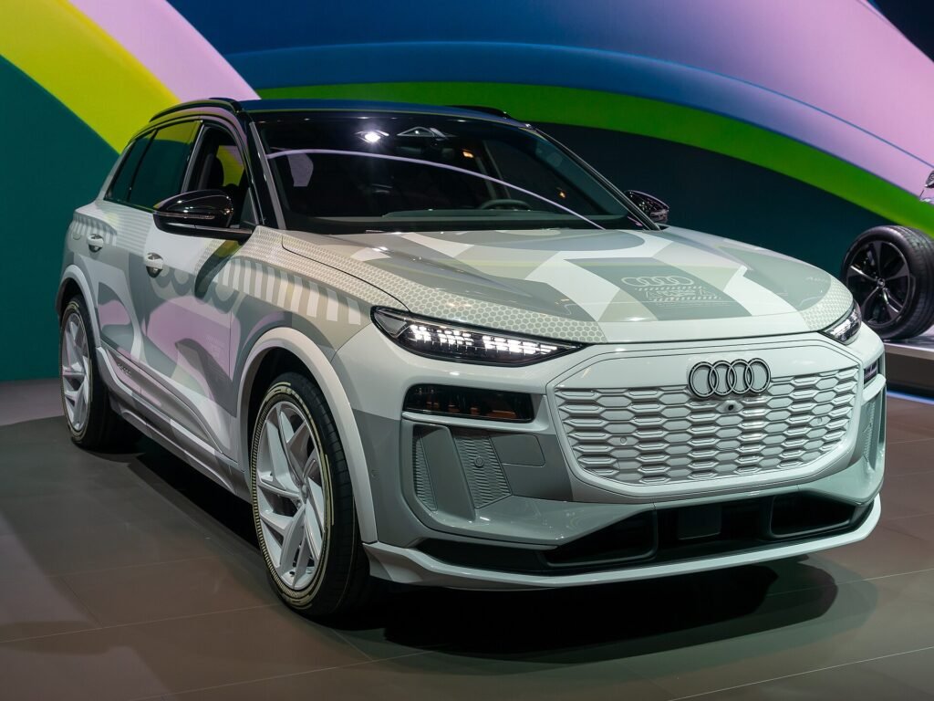 Audi Q6 photo