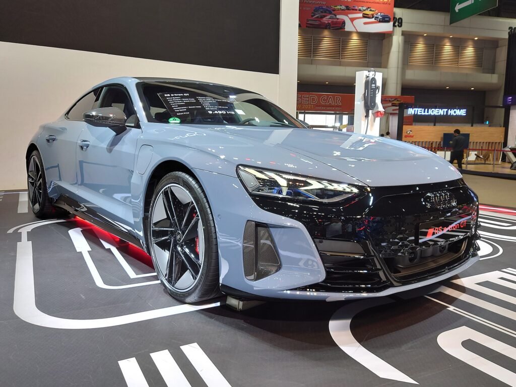 Audi RS E-Tron GT photo