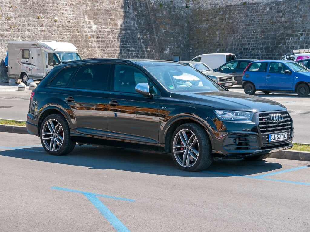 Audi SQ7 photo