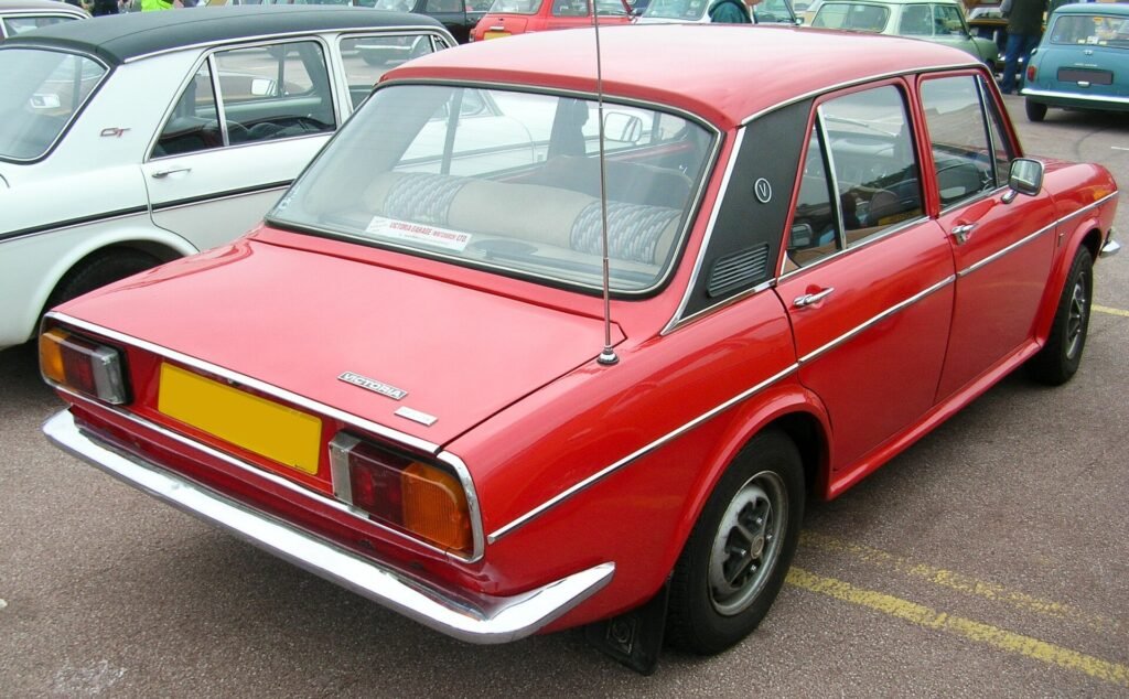 Plymouth De Luxe photo