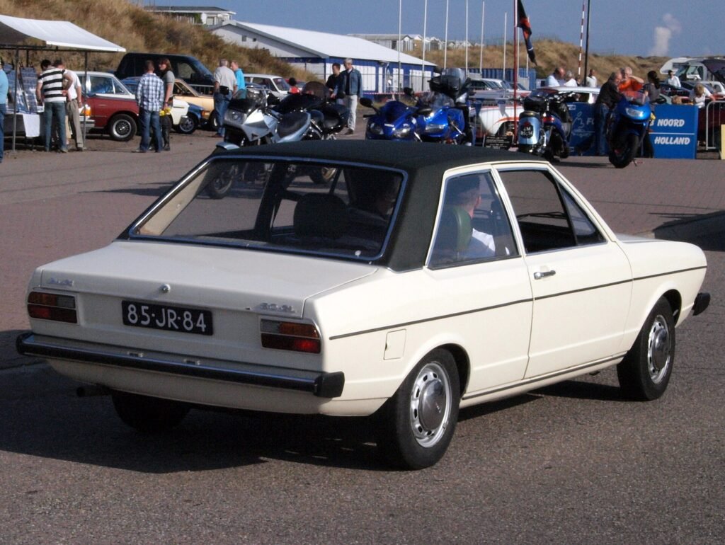 Auto-Union Audi 80 photo