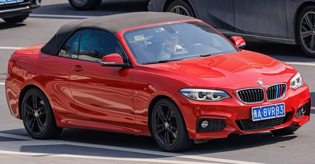BMW 2 Series photo