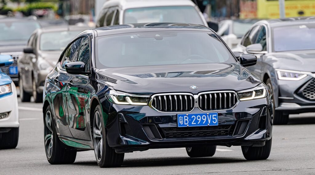 BMW 6 Series photo
