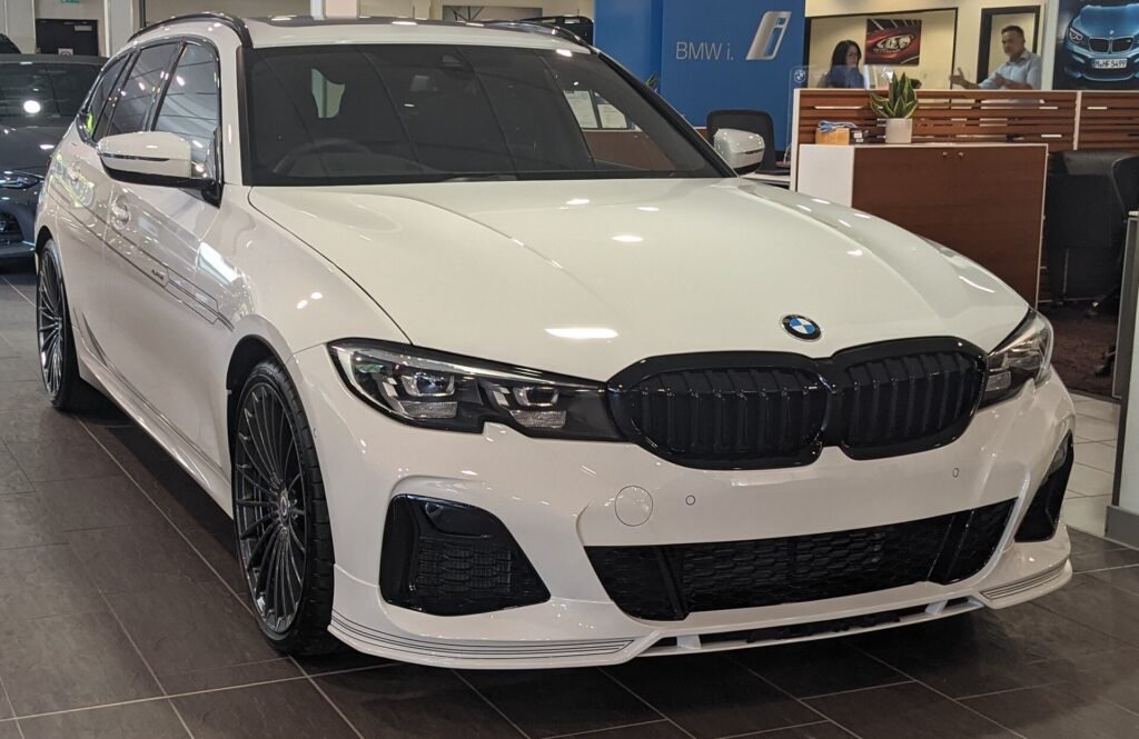 Alpina B3 Touring photo