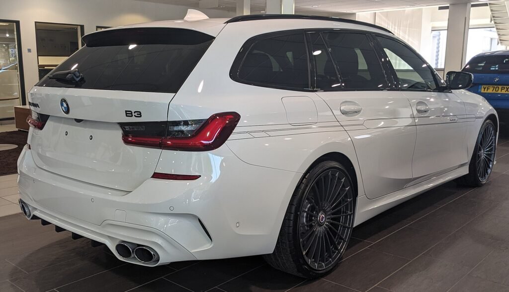 Alpina B3 Touring photo